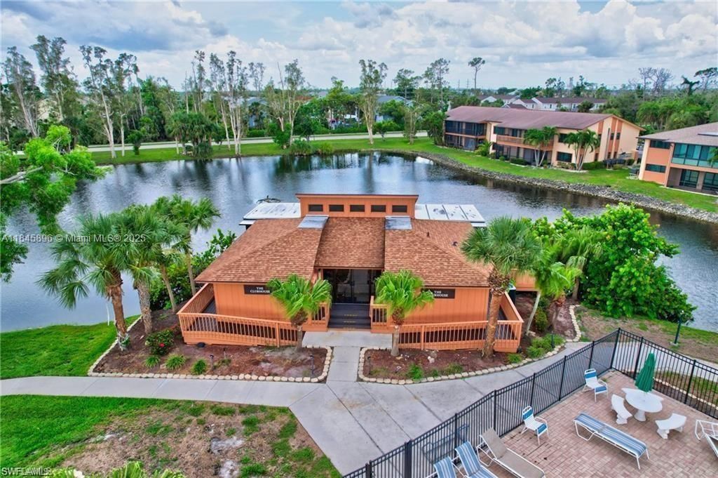 6322 Royal Woods Dr, Fort Myers, FL 33908 Photo