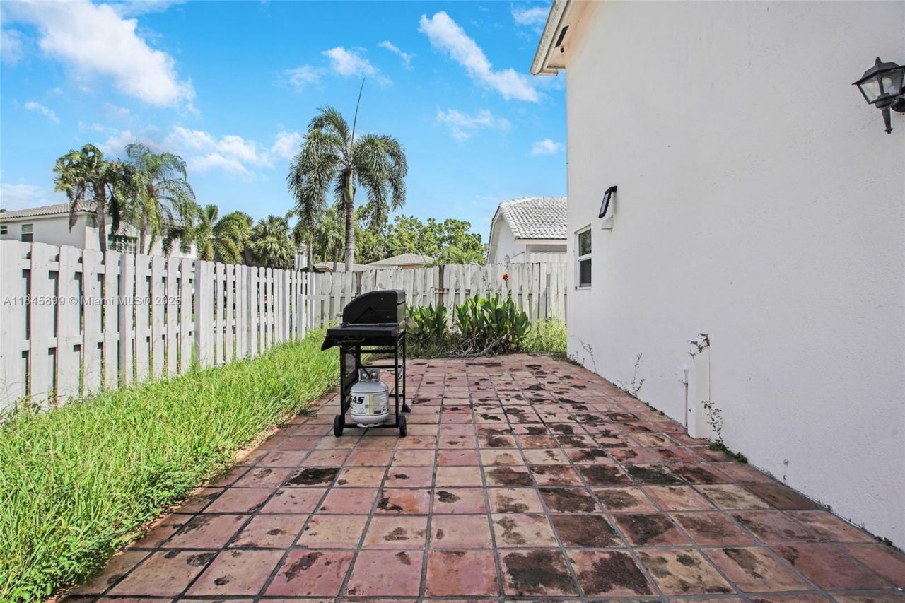 5498 NW 45th Way, Unit N/A, Coconut Creek, FL 33073 Photo