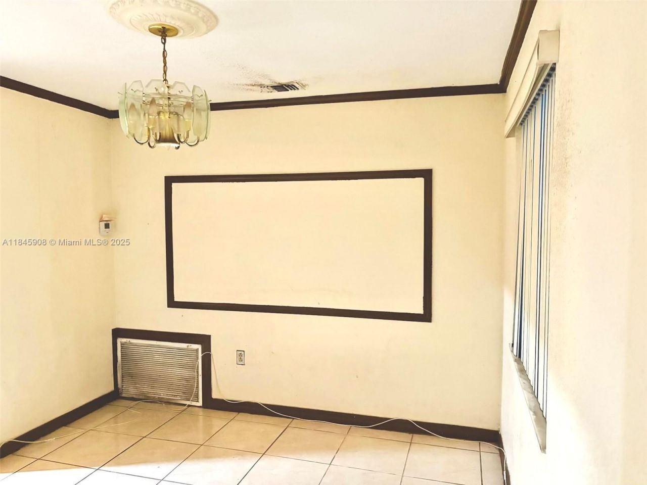 7040 NW 21st Ct, Sunrise, FL 33313 Photo