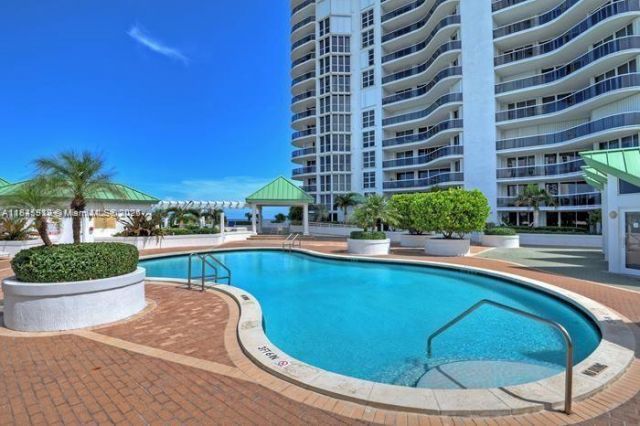 16711 Collins Ave, Unit 602, Sunny Isles Beach, FL 33160 Photo