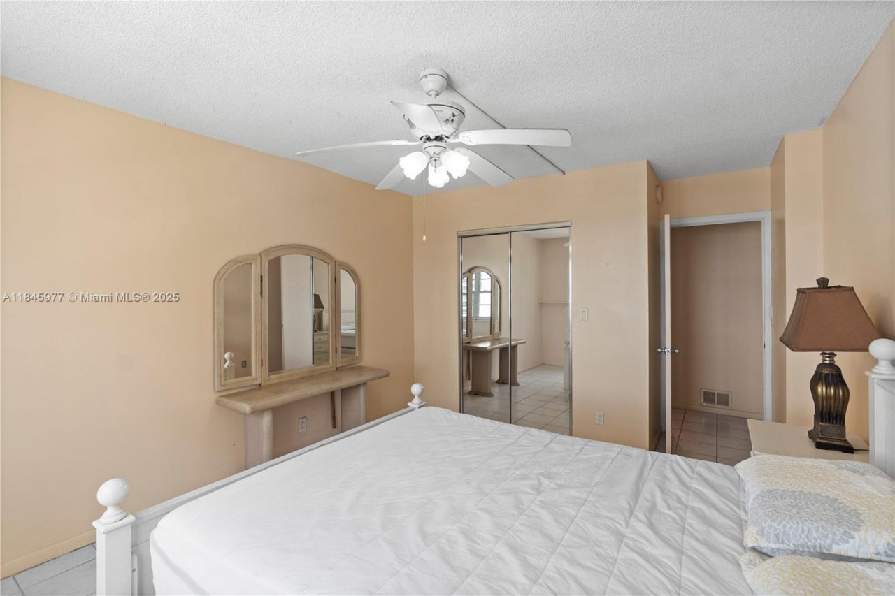 200 S Birch Rd, Unit 1212, Fort Lauderdale, FL 33316 Photo