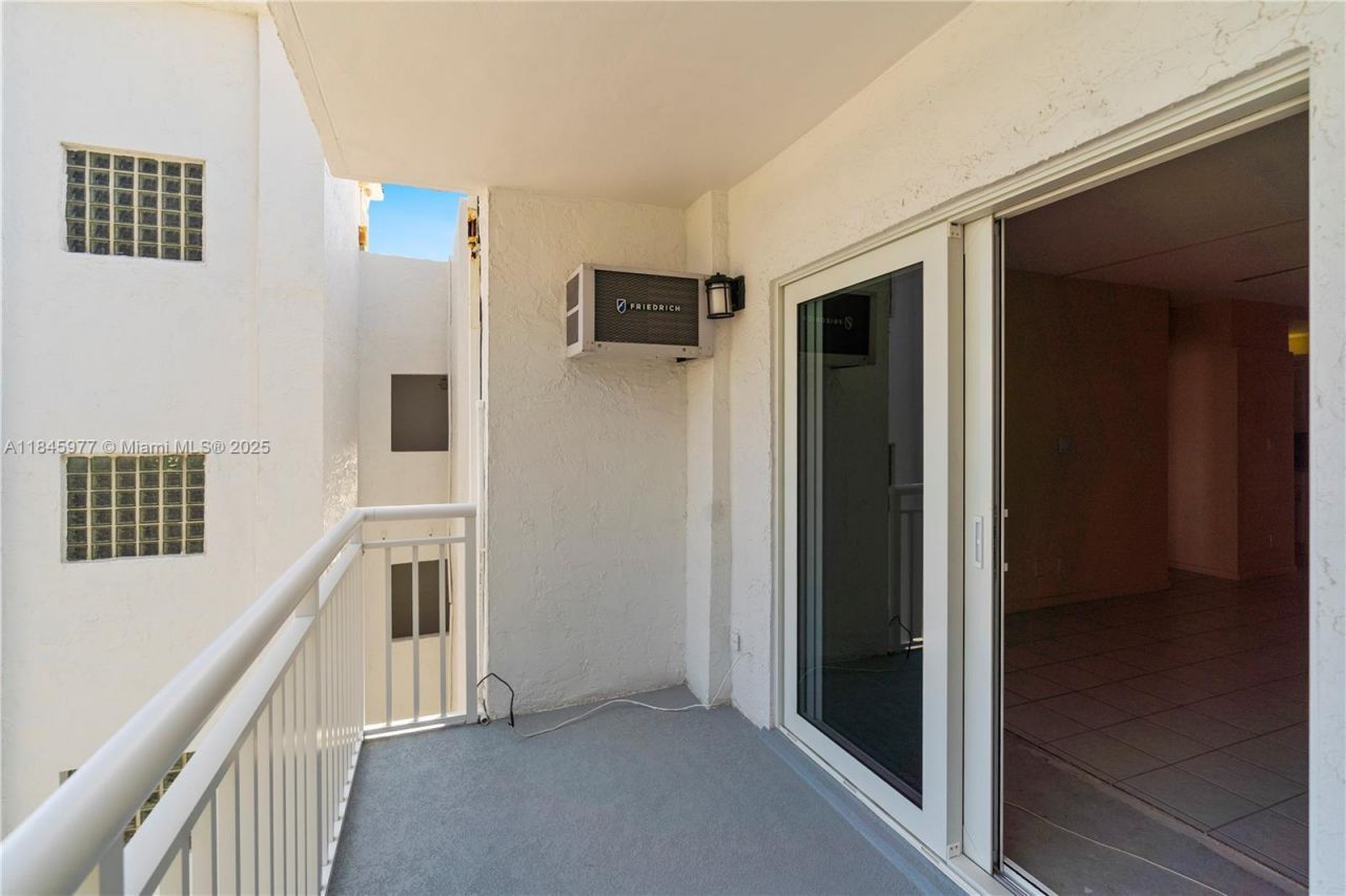 200 S Birch Rd, Unit 1212, Fort Lauderdale, FL 33316 Photo