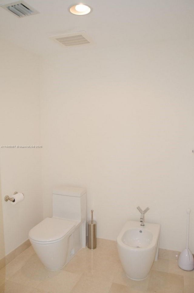 17201 Collins Ave, Unit 3801, Sunny Isles Beach, FL 33160 Photo