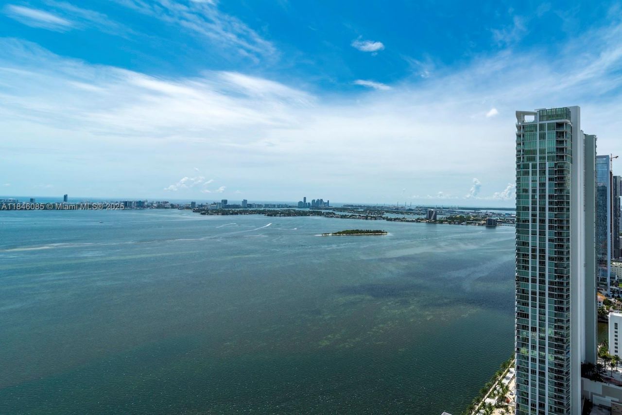 650 NE 32nd St, Unit 4206, Miami, FL 33137 Photo