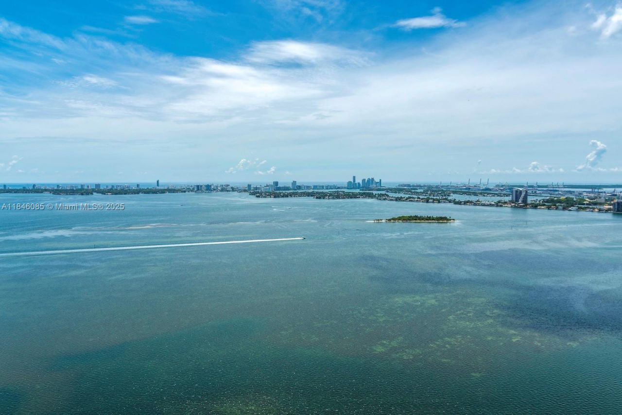 650 NE 32nd St, Unit 4206, Miami, FL 33137 Photo