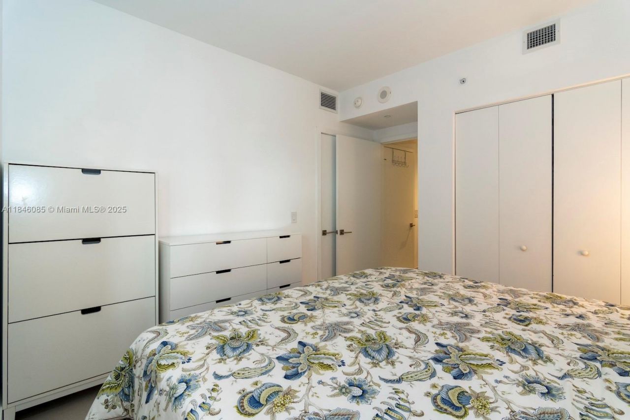 650 NE 32nd St, Unit 4206, Miami, FL 33137 Photo