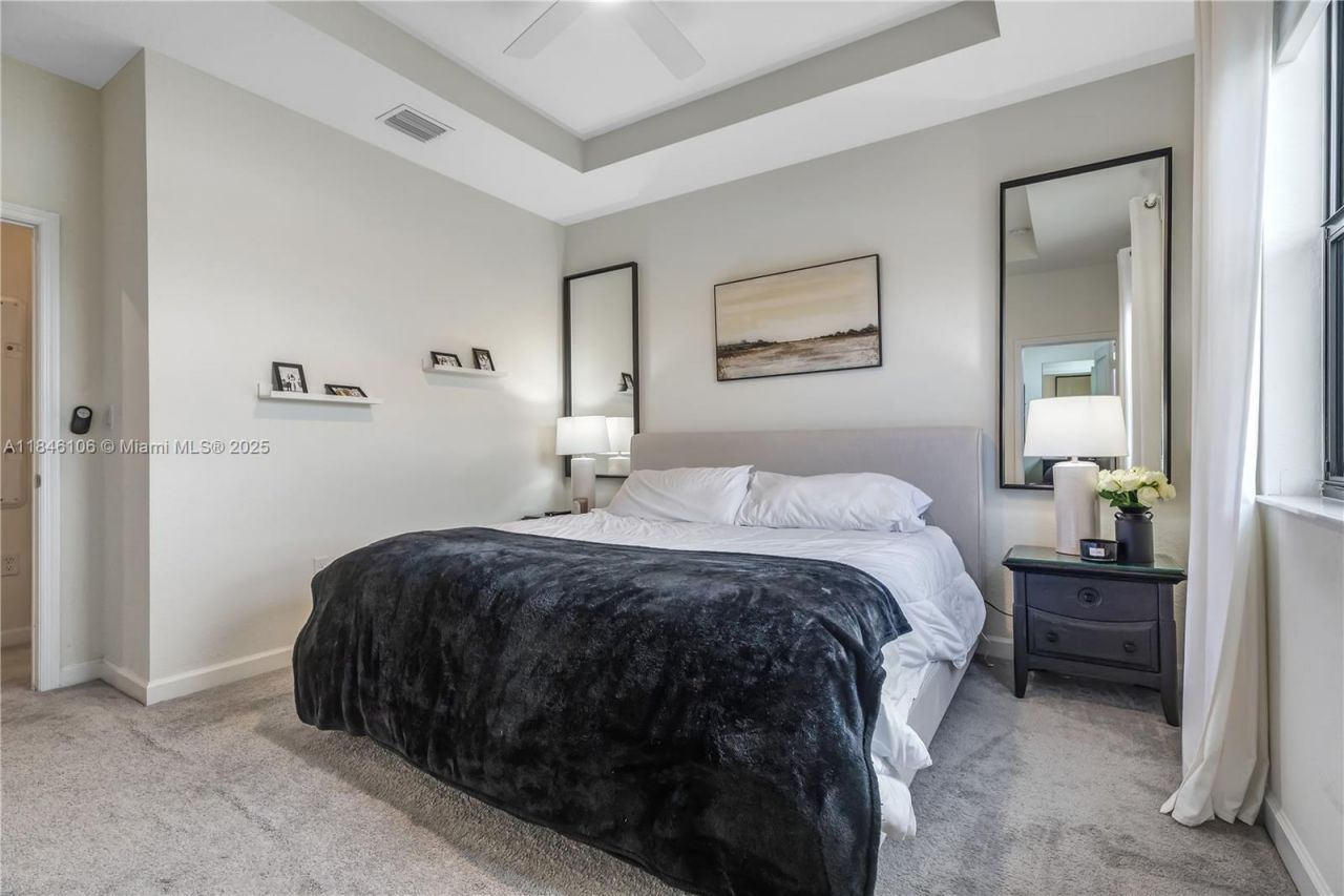 3416 W 114th Ter, Hialeah, FL 33018 Photo