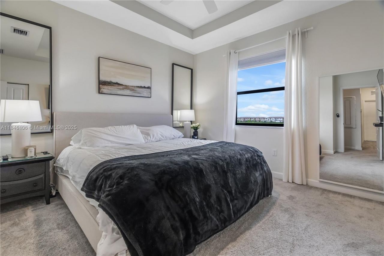 3416 W 114th Ter, Hialeah, FL 33018 Photo