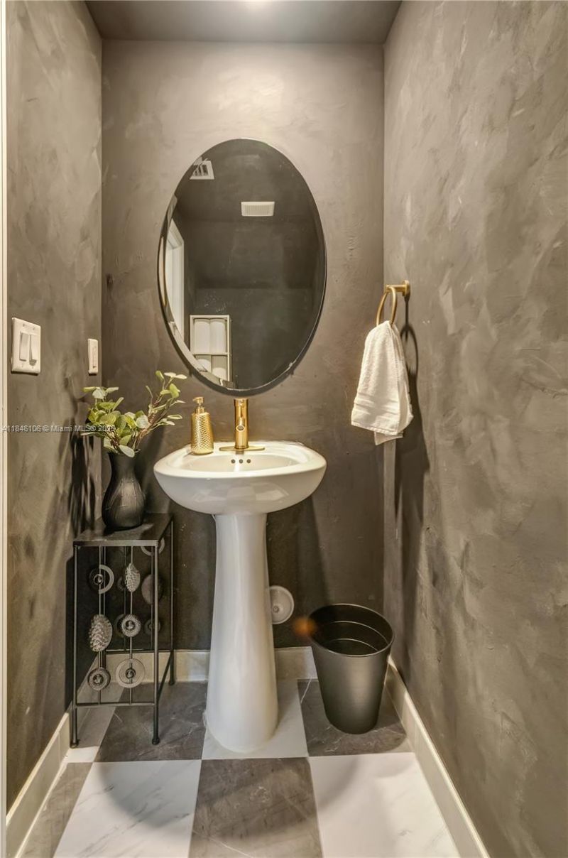 3416 W 114th Ter, Hialeah, FL 33018 Photo