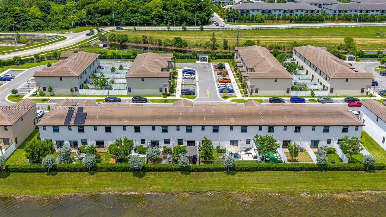 3416 W 114th Ter, Hialeah, FL 33018 Photo