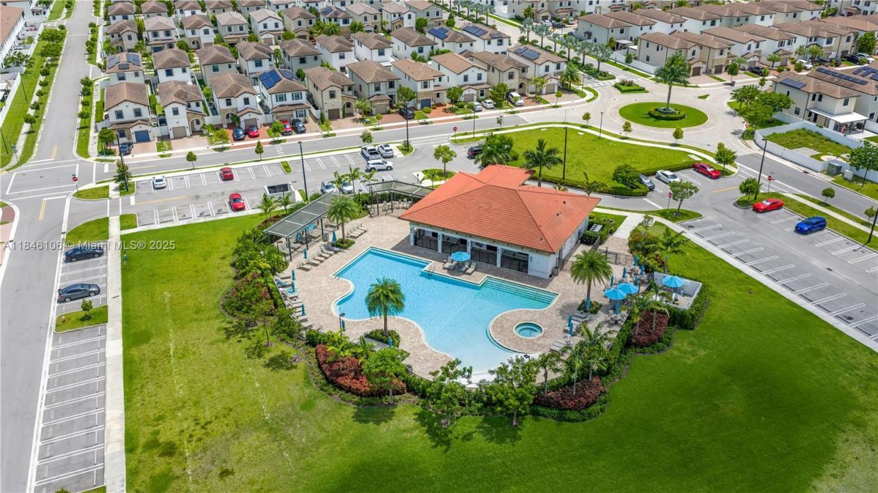 3416 W 114th Ter, Hialeah, FL 33018 Photo