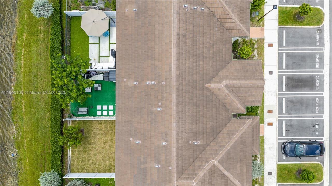 3416 W 114th Ter, Hialeah, FL 33018 Photo