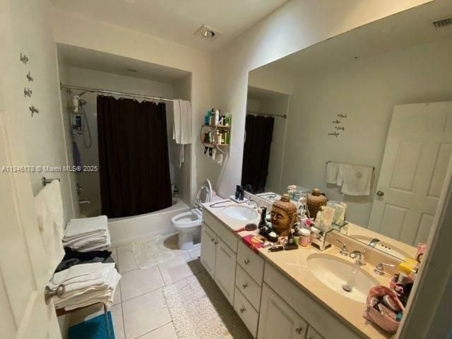 2000 N Bayshore Dr, Unit 122, Miami, FL 33137 Photo