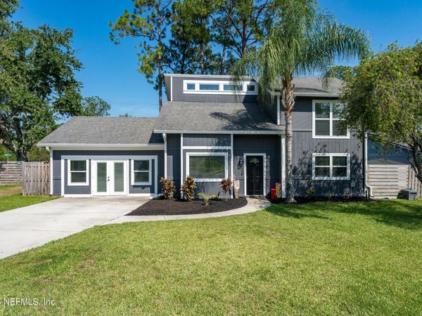 10690 LA MANCHA Avenue, Jacksonville, FL 32257