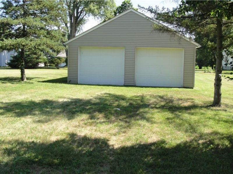 124 Garden Street, Creston, OH 44217 Photo 1