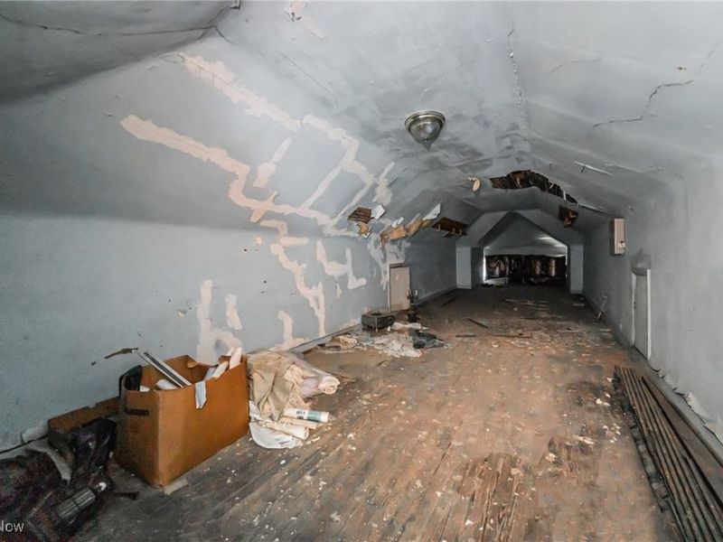 742 Linn Drive, Cleveland, OH 44108 Photo 29