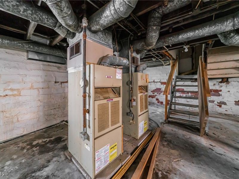 742 Linn Drive, Cleveland, OH 44108 Photo 30