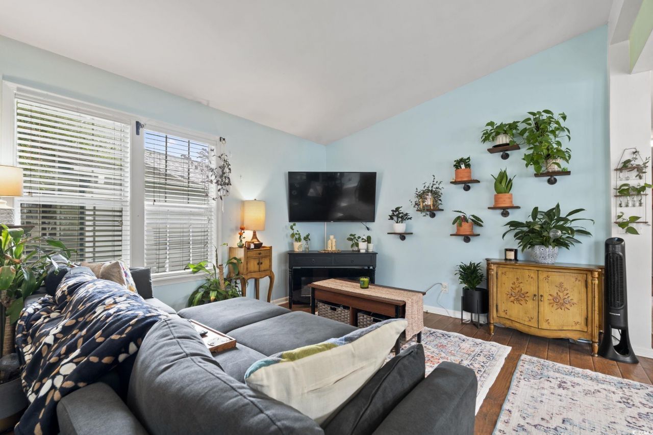 809 Marlin Ct. Photo 18