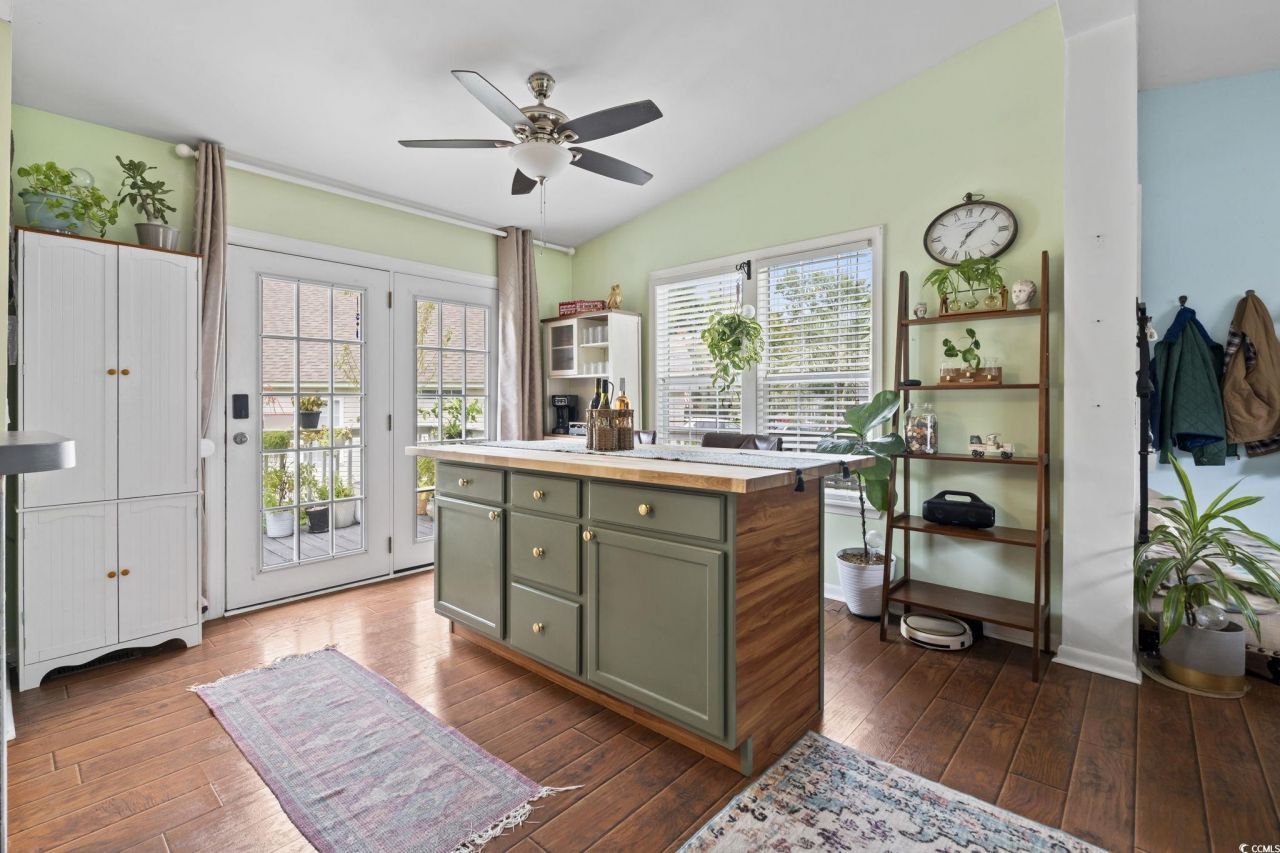 809 Marlin Ct. Photo 4