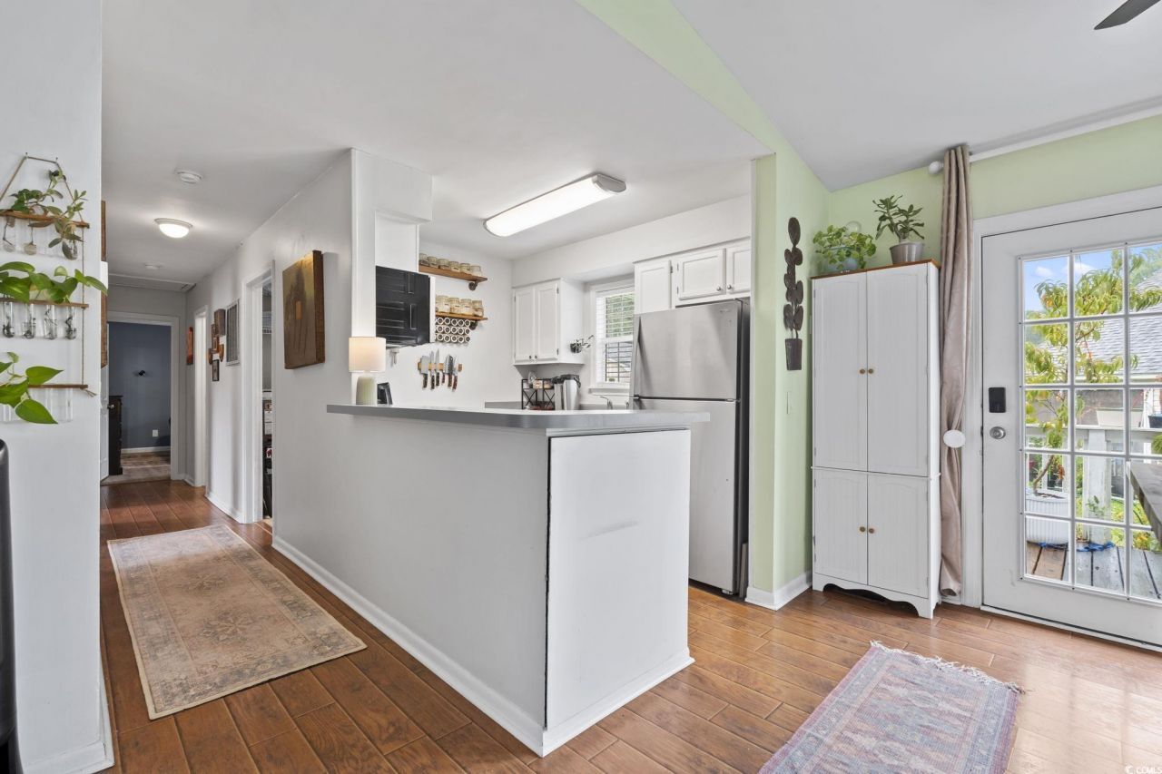 809 Marlin Ct. Photo 5