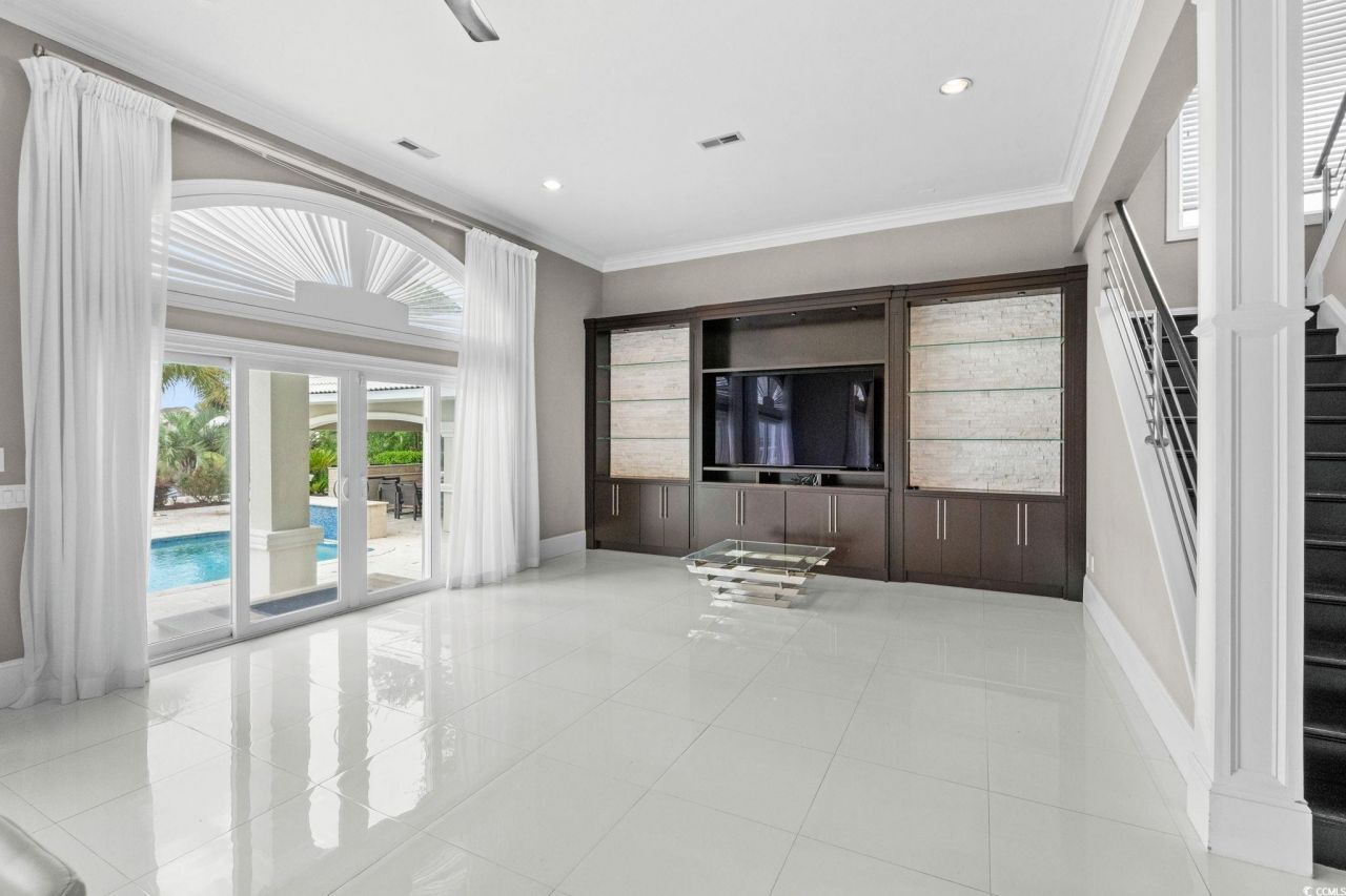 3788 Waterford Dr. Photo 15