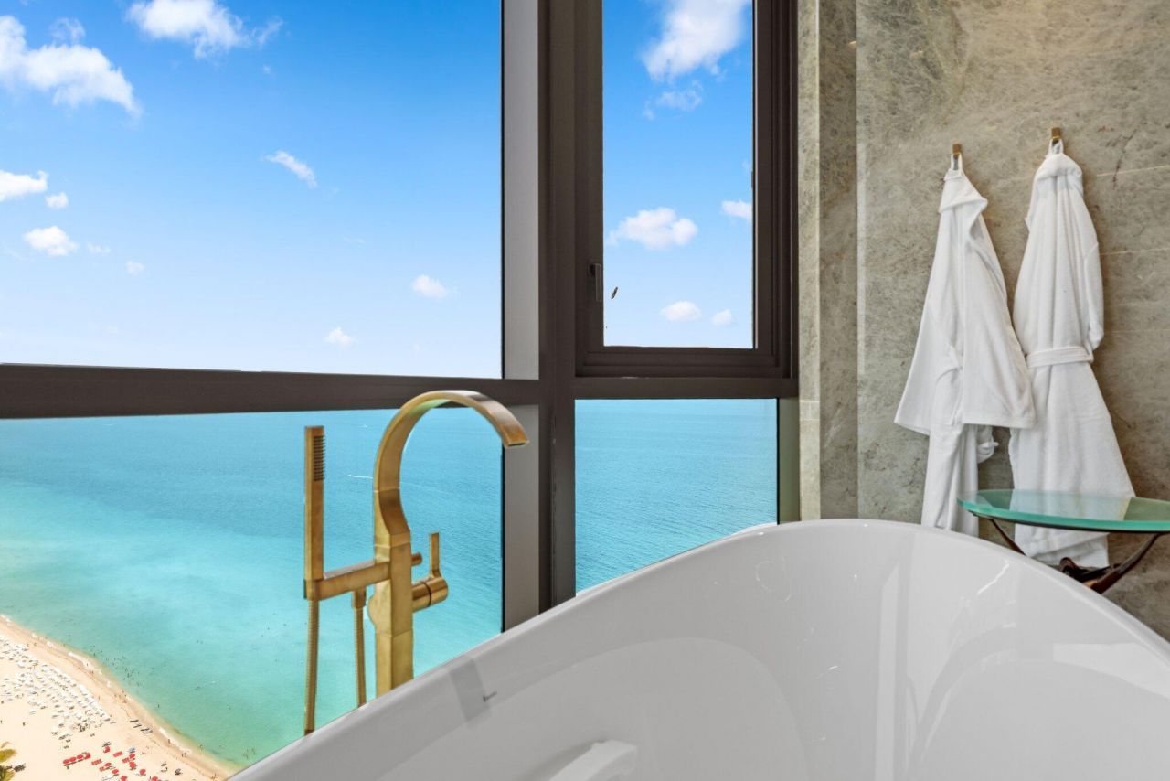 17749 Collins Avenue, Unit Ts 3901/39, Sunny Isles Beach, FL 33160 Photo