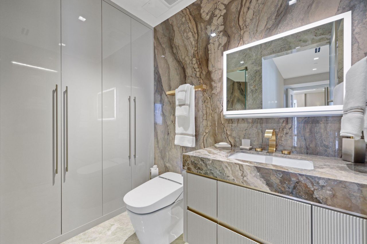 17749 Collins Avenue, Unit Ts 3901/39, Sunny Isles Beach, FL 33160 Photo