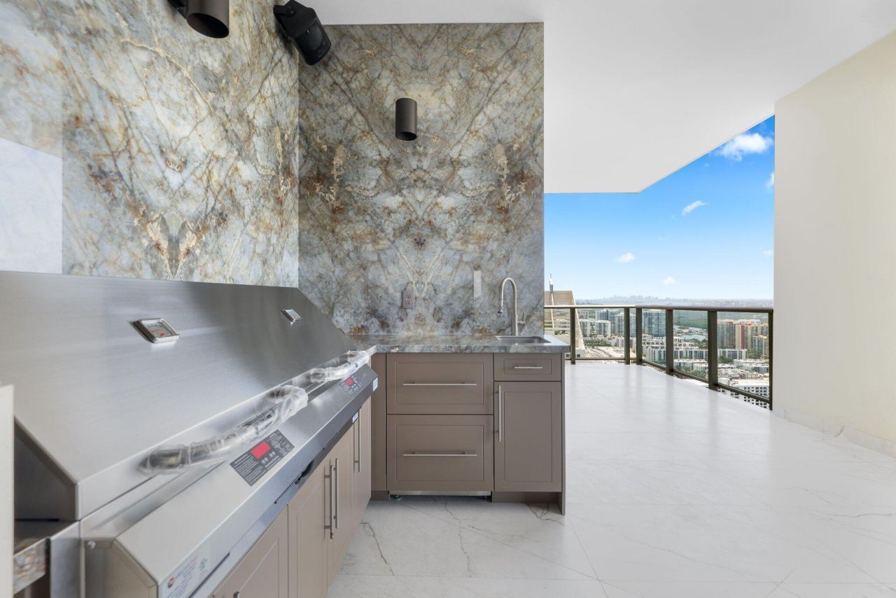 17749 Collins Avenue, Unit Ts 3901/39, Sunny Isles Beach, FL 33160 Photo