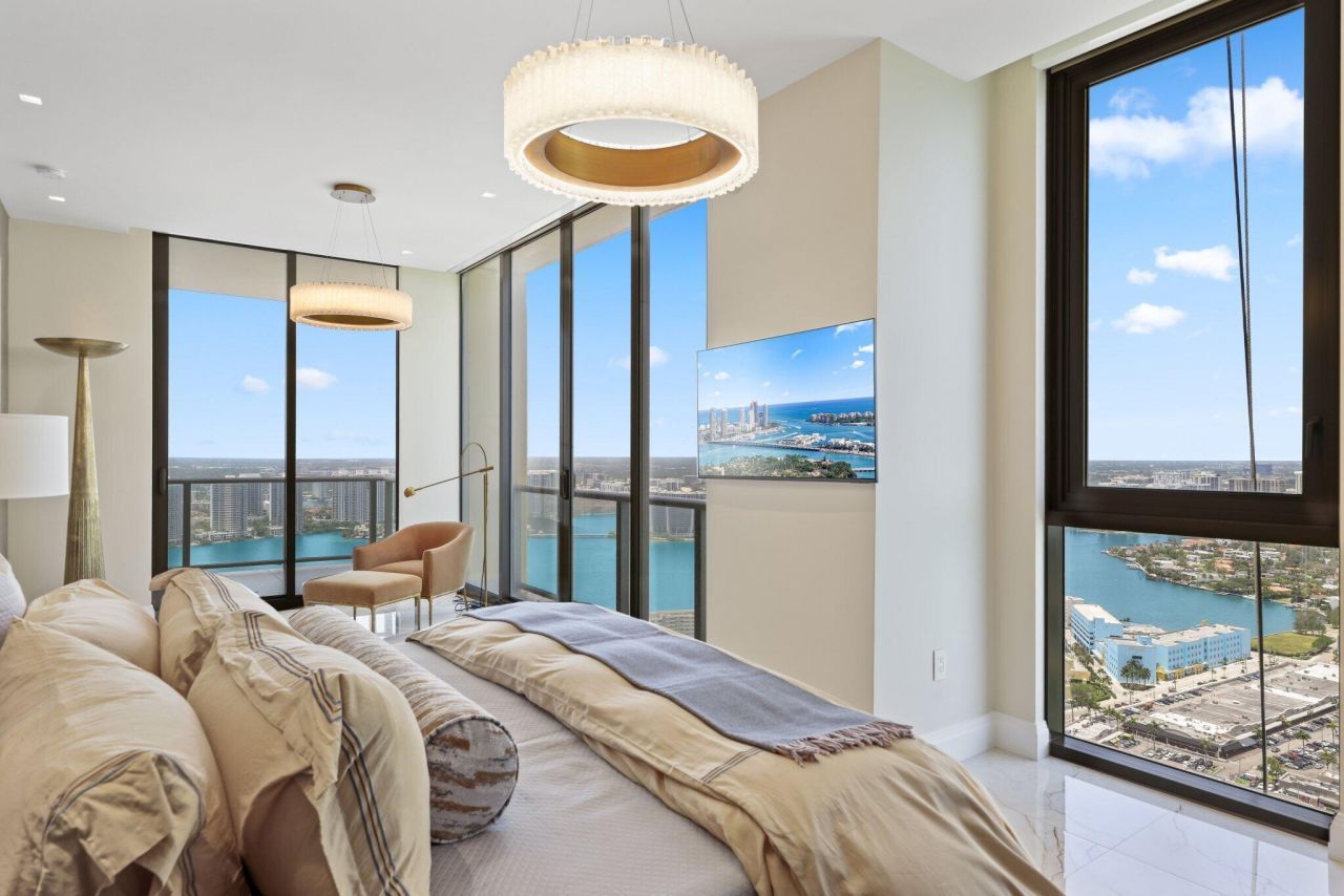 17749 Collins Avenue, Unit Ts 3901/39, Sunny Isles Beach, FL 33160 Photo