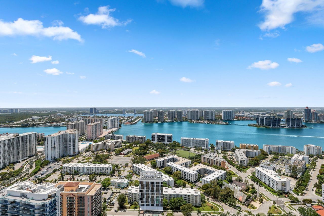 17749 Collins Avenue, Unit Ts 3901/39, Sunny Isles Beach, FL 33160 Photo