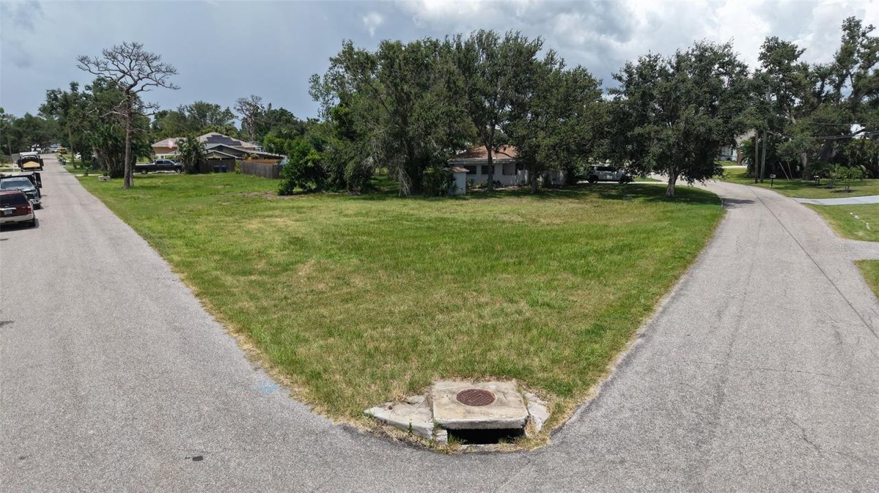 513 Pine Road, Nokomis, FL 34275 Photo