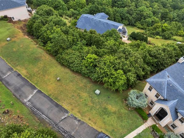 18 Santa Rosa Lane, Skiatook, OK 74070