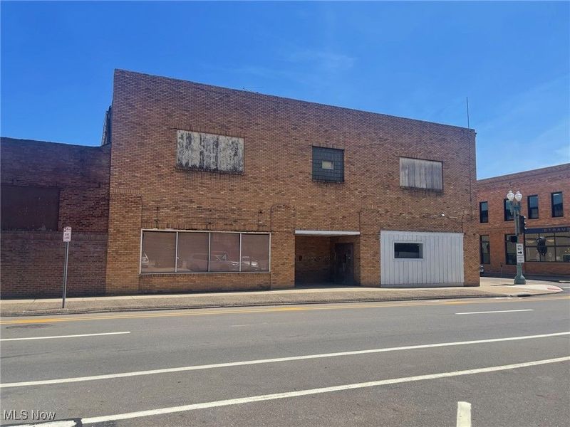 300 Walnut Avenue NE, Canton, OH 44702 Photo 2