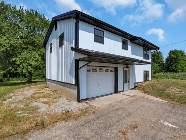 26563 Tarlton Adelphi Road, Laurelville, OH 43135