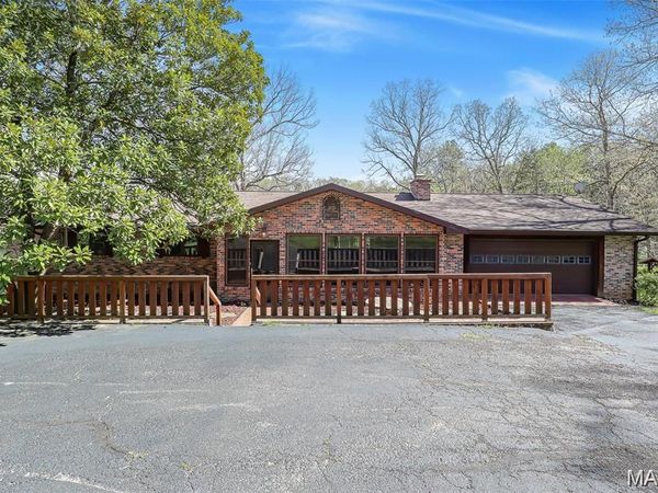 858 Wayne RM, Silva, MO 63964