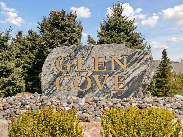 2535 110th Court, Blaine, MN 55449