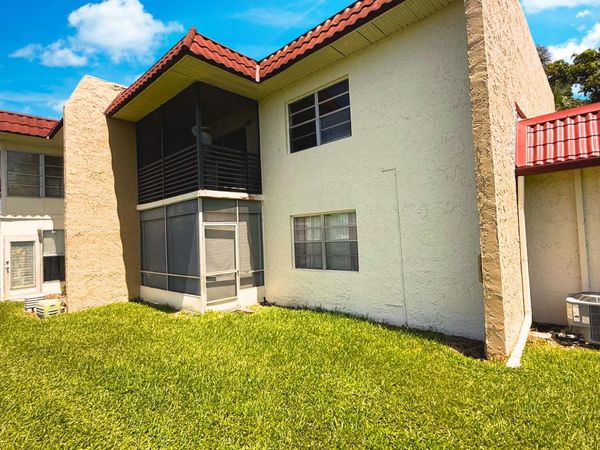 218 Lake Frances Drive, West Palm Beach, FL 33411