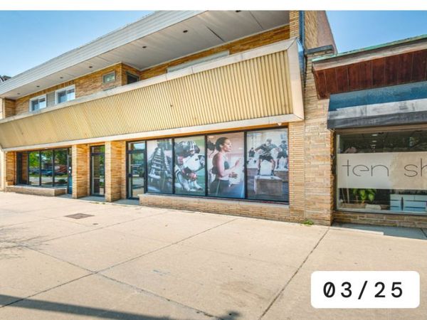 8136 S Kedzie Avenue, Unit 202, Chicago, IL 60652