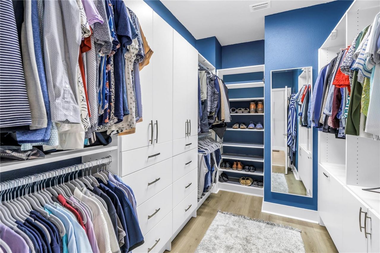 2873 1st Avenue S Saint Petersburg - 52
