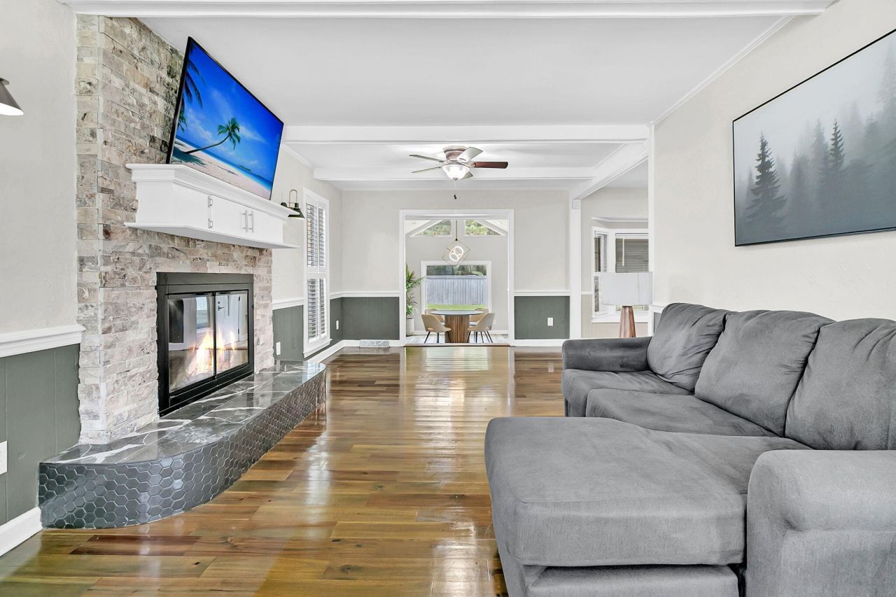 4326 Waterview Circle Photo 15