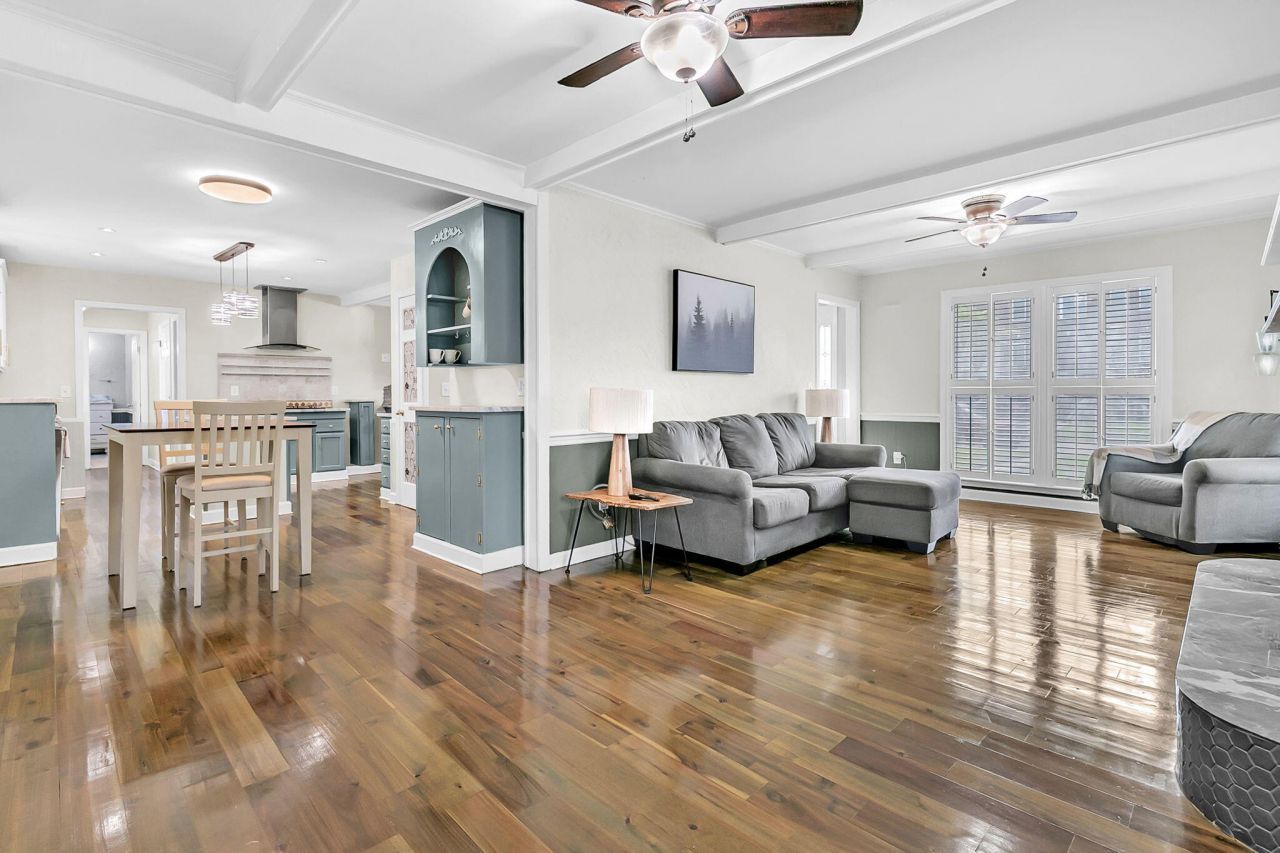 4326 Waterview Circle Photo 17