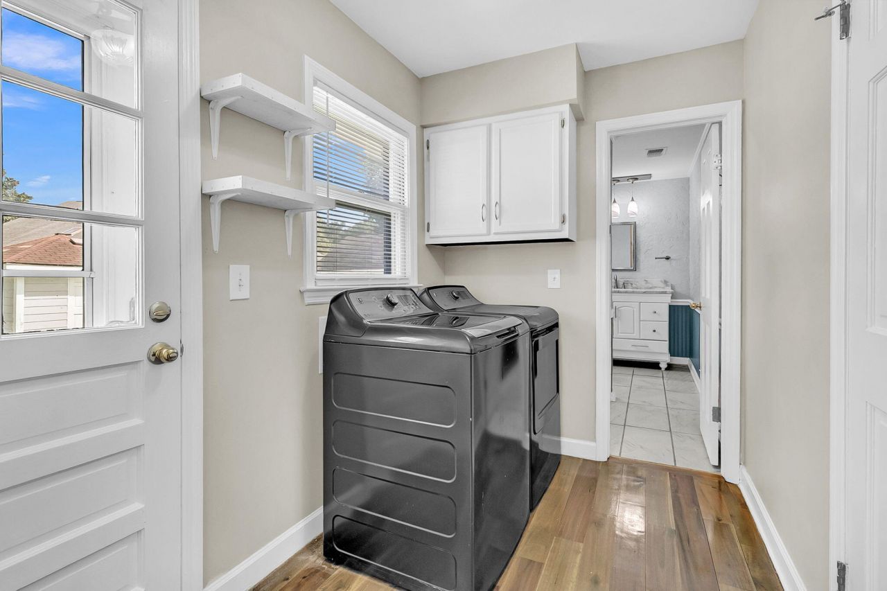 4326 Waterview Circle Photo 39