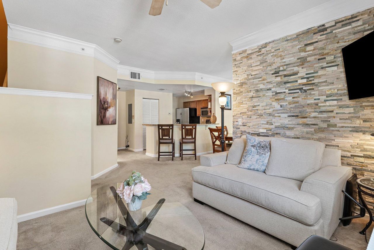 255 Murcia Drive, Unit 209, Jupiter, FL 33458 Photo