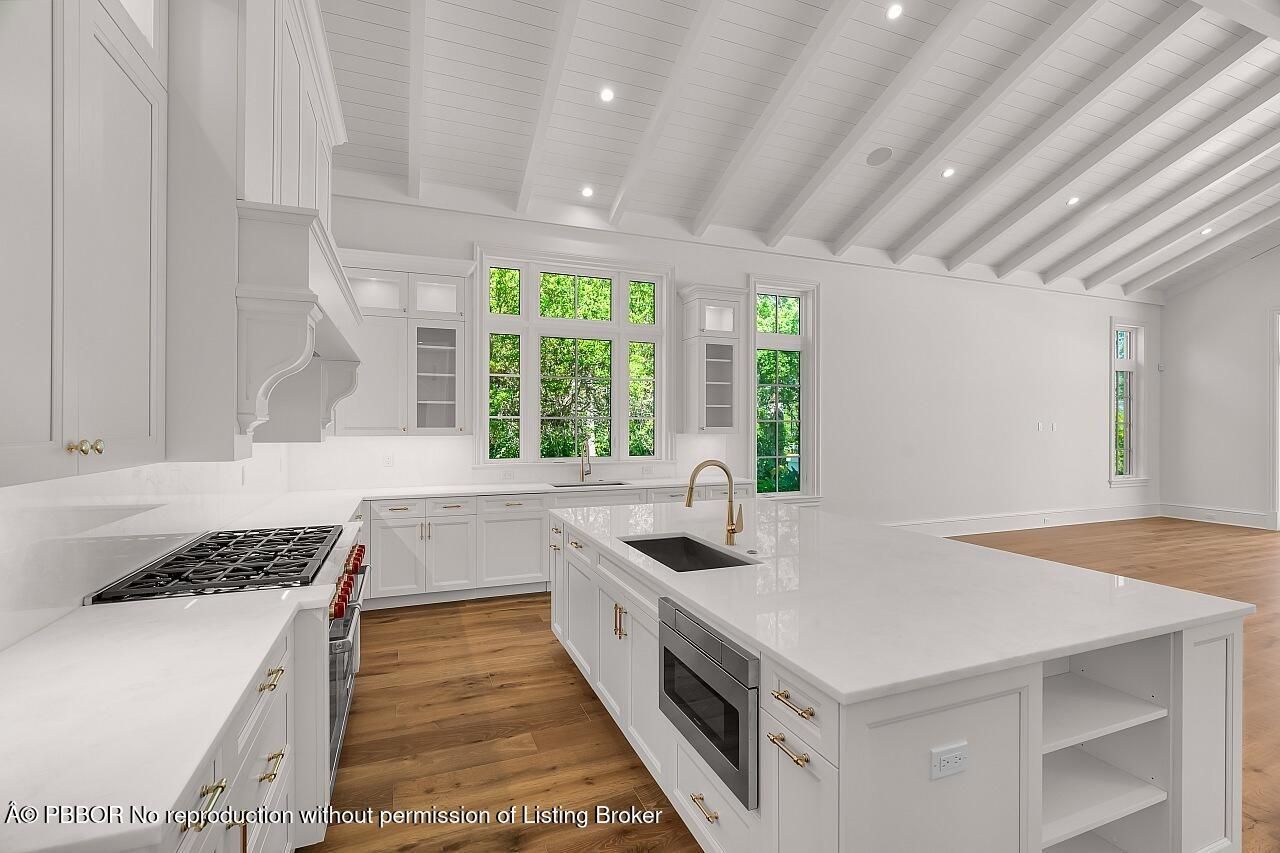 120 Coconut Palm Road, Vero Beach, FL 32963 Photo