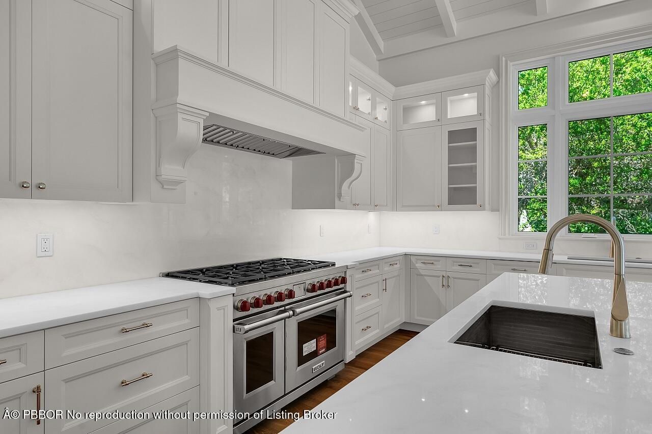 120 Coconut Palm Road, Vero Beach, FL 32963 Photo