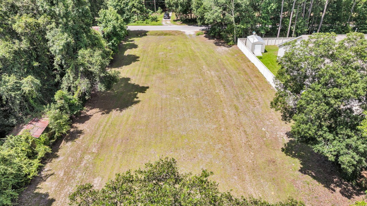 1046 Bee Hive Road Photo 6