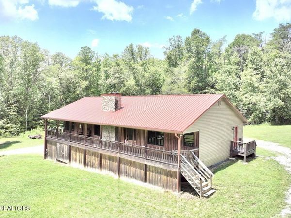 1617 Bull Run Rd, Luttrell, TN 37779