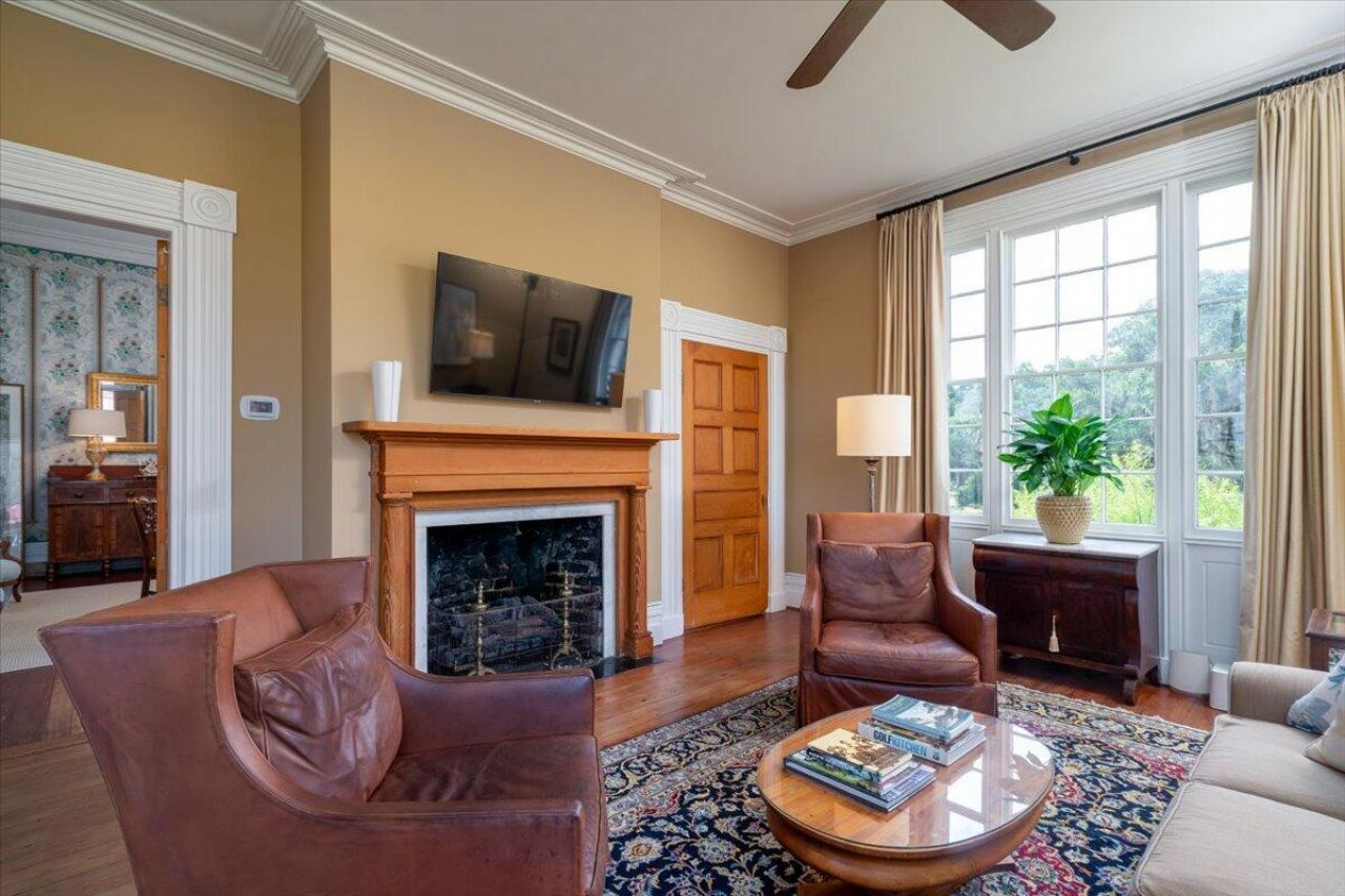 8488 Middleton Point Lane Photo 17