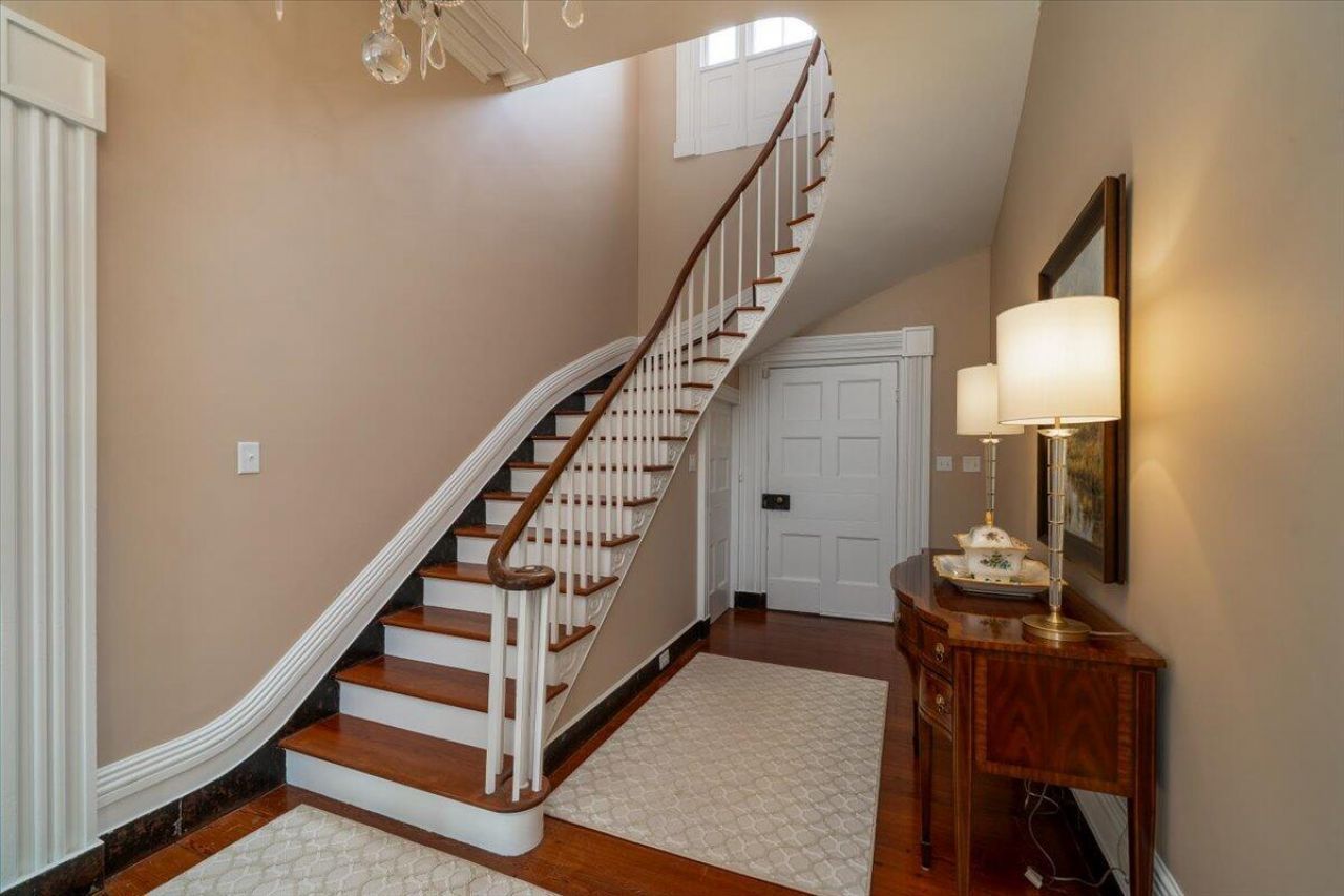 8488 Middleton Point Lane Photo 24