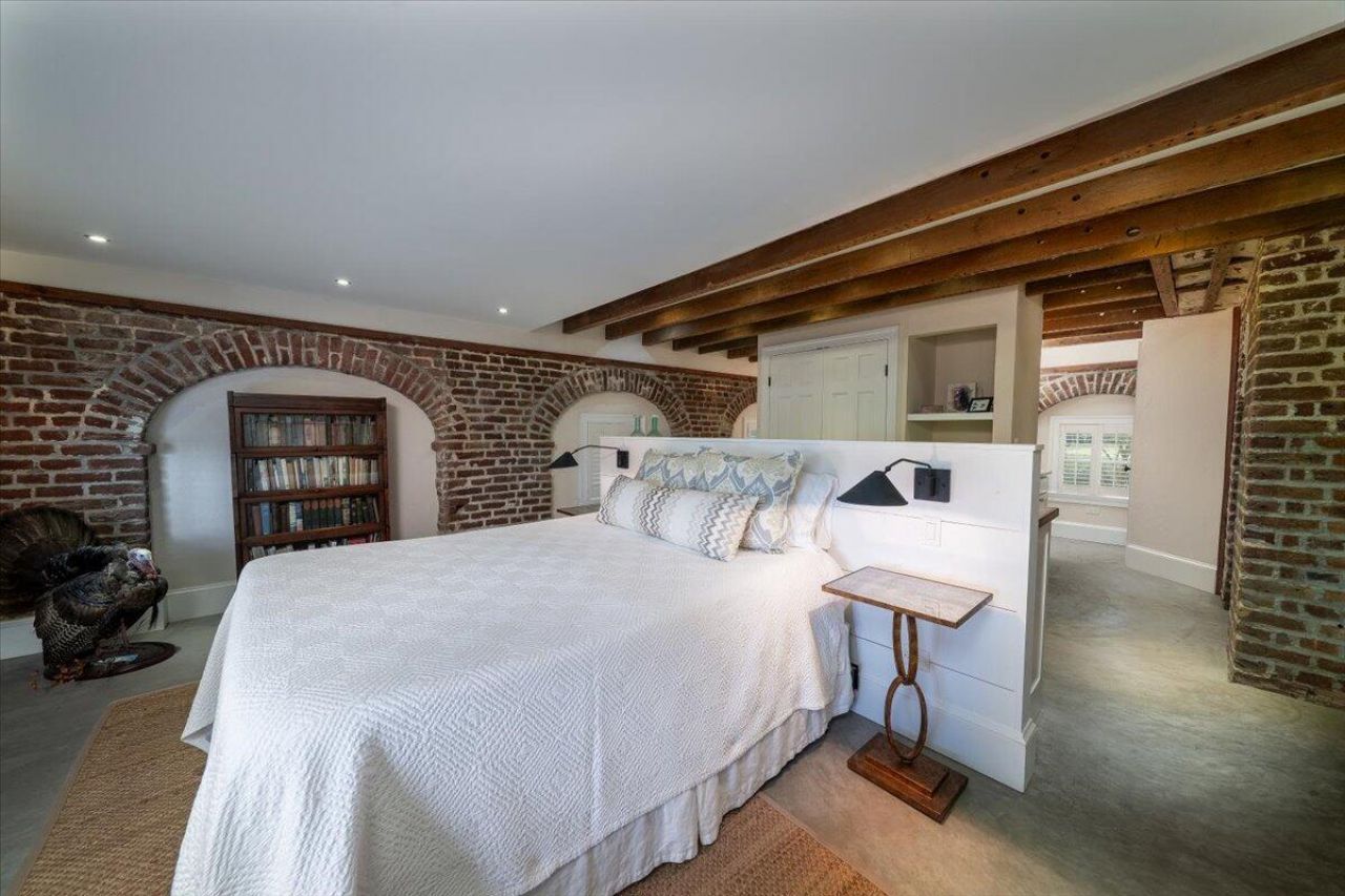 8488 Middleton Point Lane Photo 50